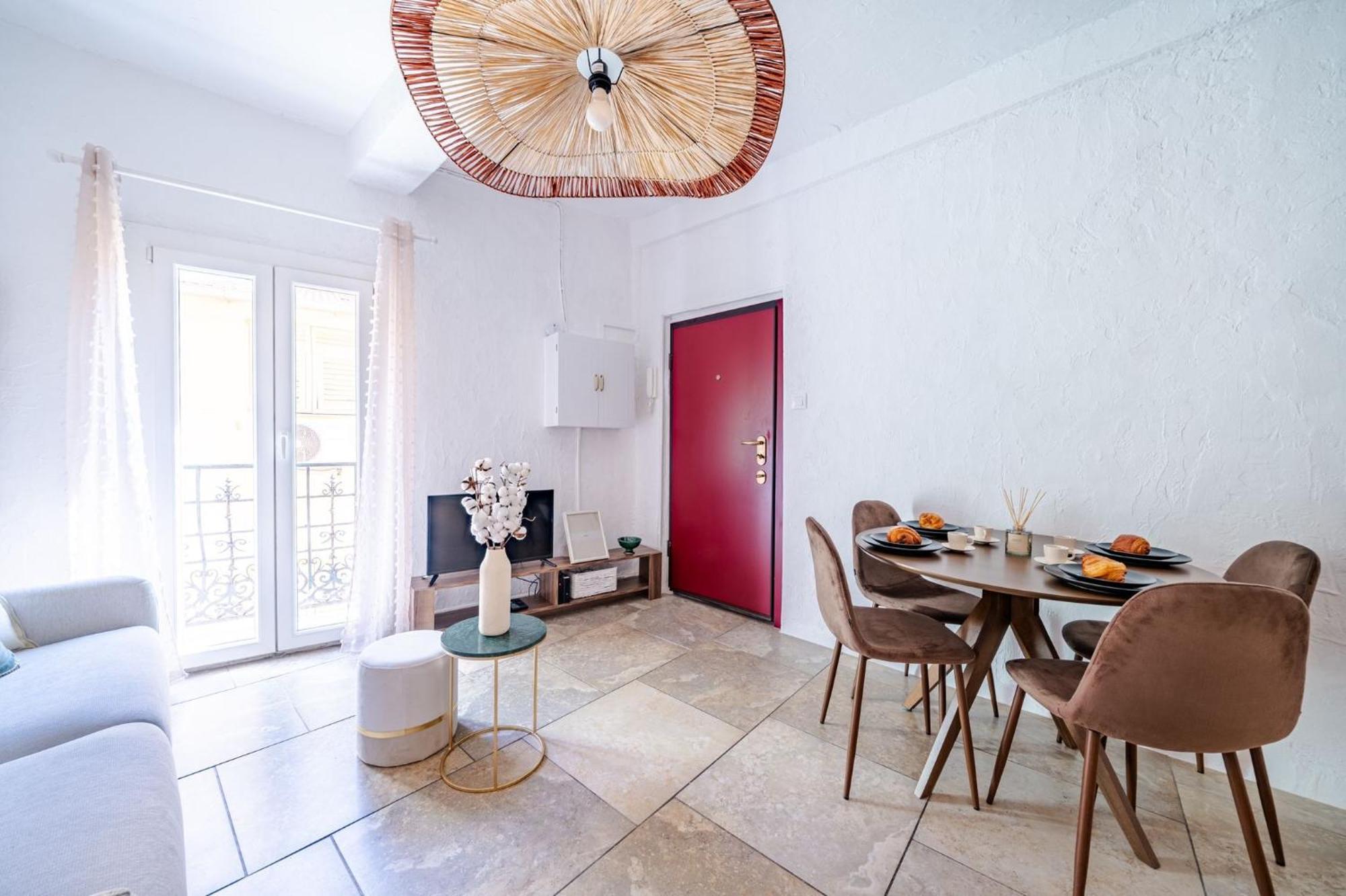 Charmant Appartement 2P Au Coeur Du Vieux Nizza Esterno foto